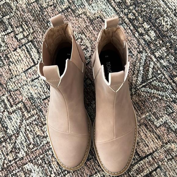 Booties - Picture 3 of 4